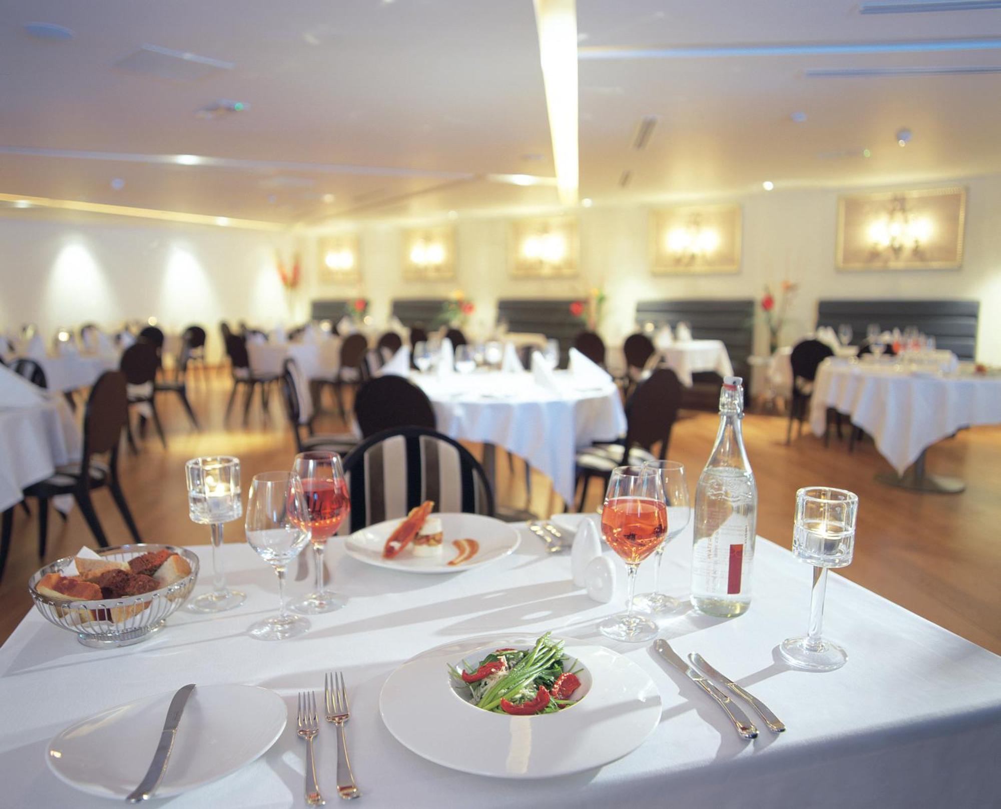 Hotel Kilkenny Ngoại thất bức ảnh